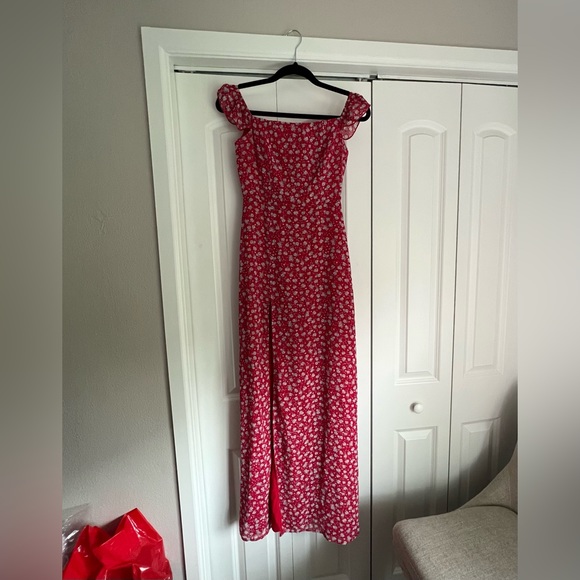 Gorgeous TOBI Maxi Dress with Slit - Picture 8 of 13